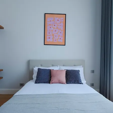 Διαμέρισμα Spacious Duplex With 3 Bedrooms And 2 Bathrooms