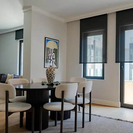Spacious Duplex With 3 Bedrooms And 2 Bathrooms Appartement